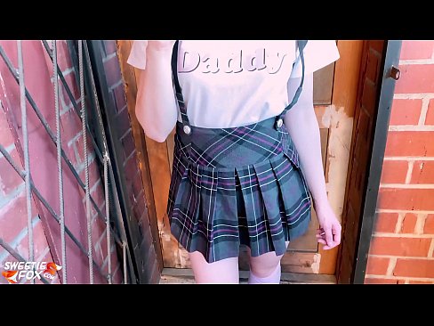 ❤️ Schoolgirl Mengisap penisnya dalam-dalam dan meniduri alih-alih kelas. ❤ porno indah pada kami ️