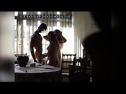 ❤️ Teman seks mengundang pria raksasa dan threesome bersamanya ❤ porno indah pada kami ️